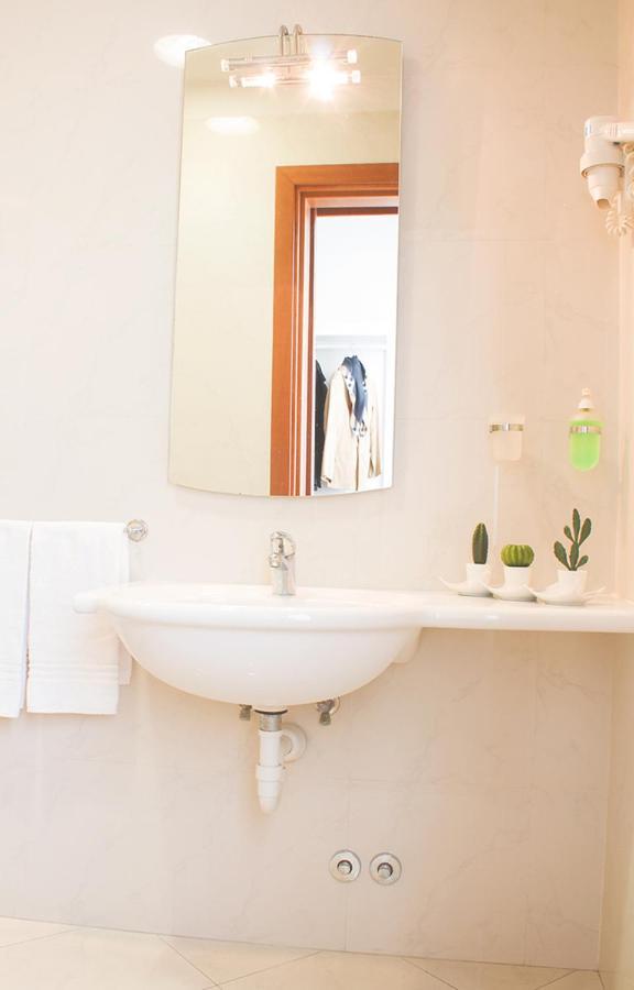 Accanto Al Centro Bed & Breakfast *