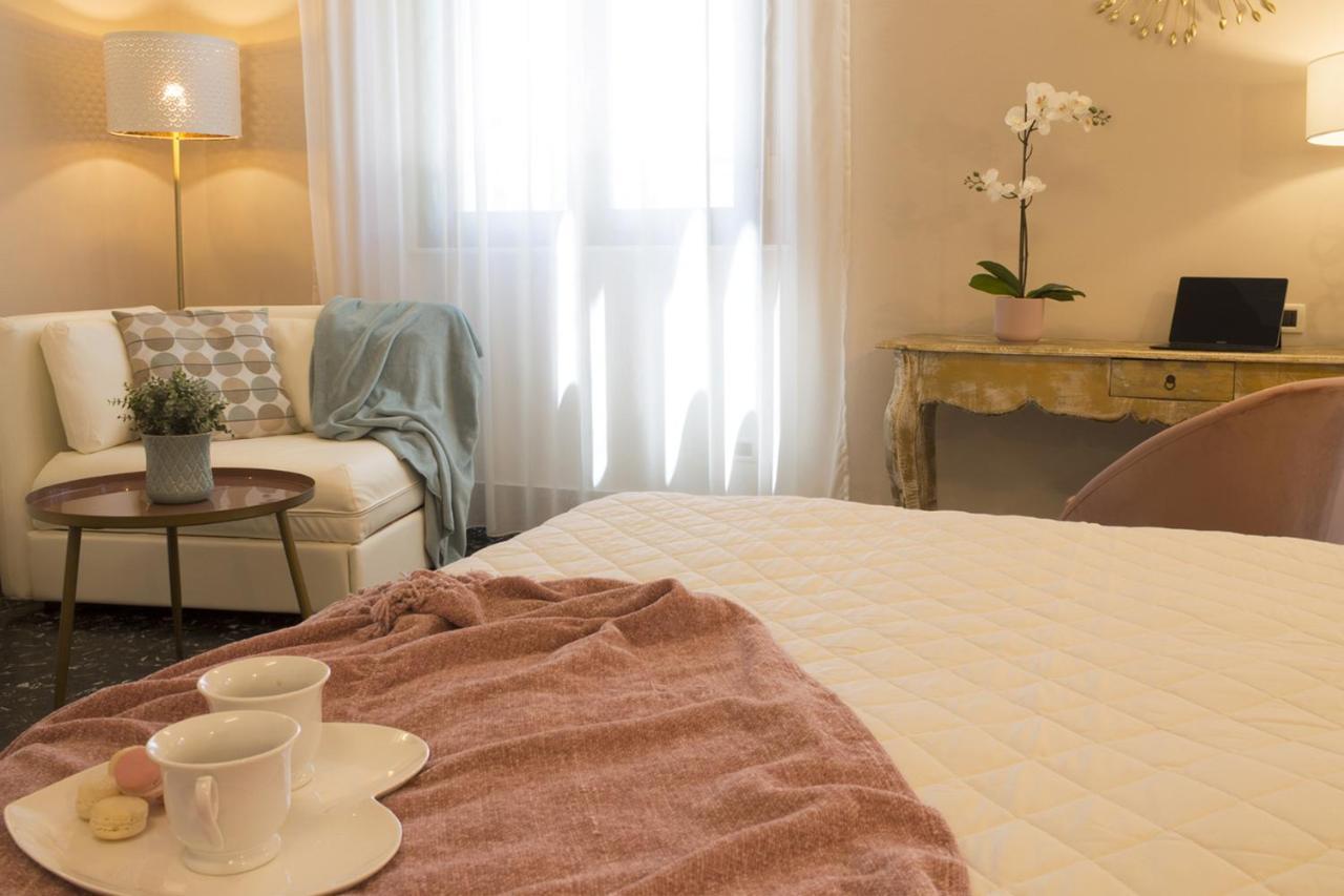 Bed & Breakfast Accanto Al Centro Prato (Prato)